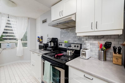 5 Lisa Brampton,ON L6T 4T4 — Photo 15
