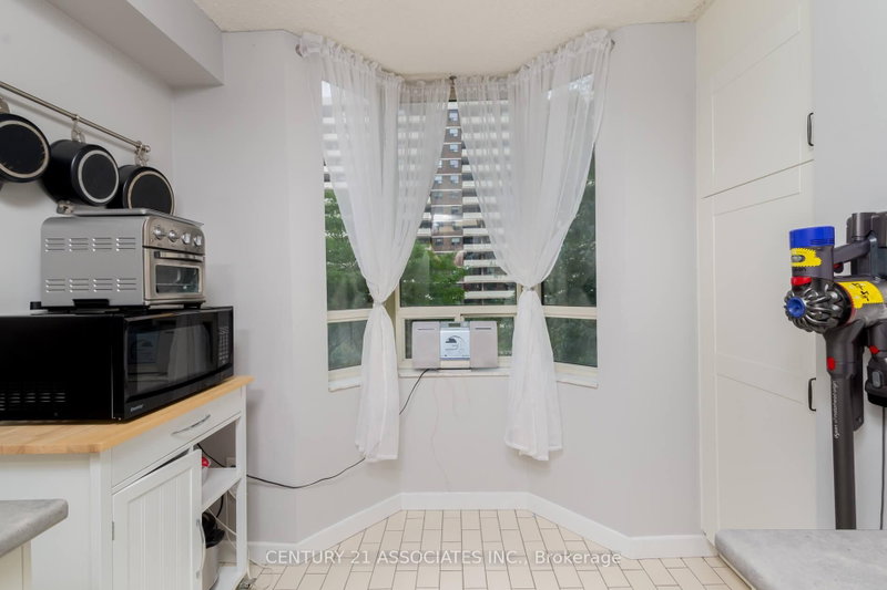 5 Lisa Brampton,ON L6T 4T4 — Photo 16