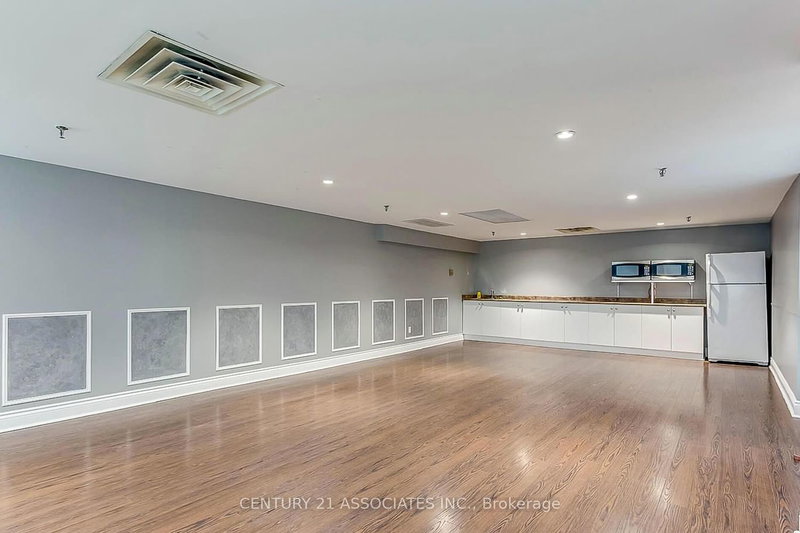 5 Lisa Brampton,ON L6T 4T4 — Photo 37