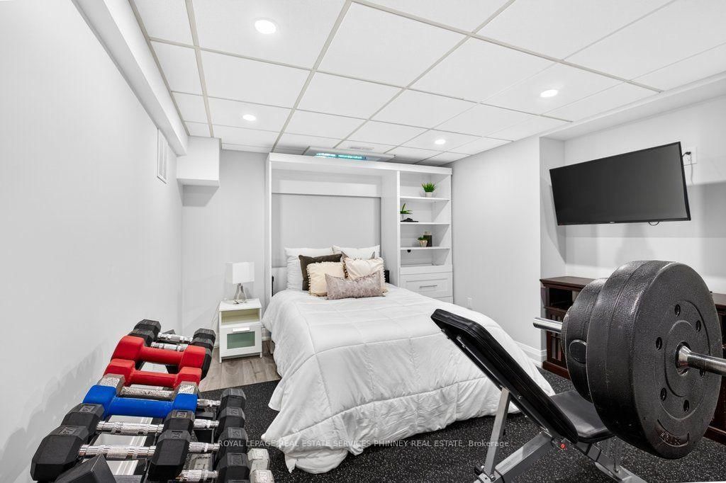 2175 Margot Street • Oakville, ON photo 35