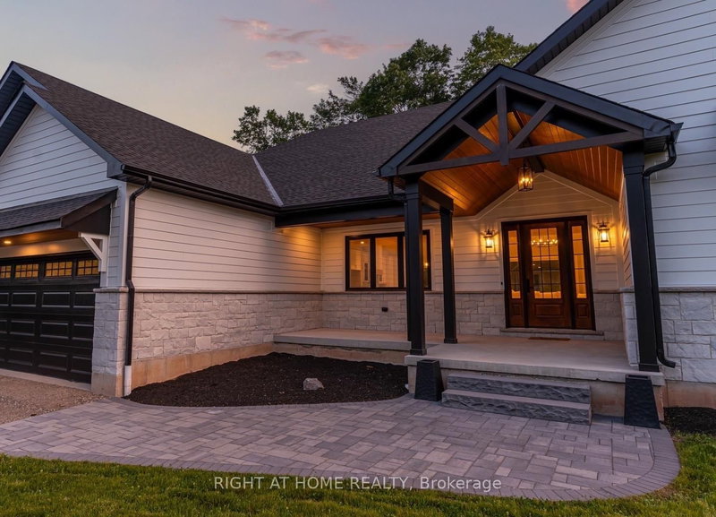 9 Maple Grove Road