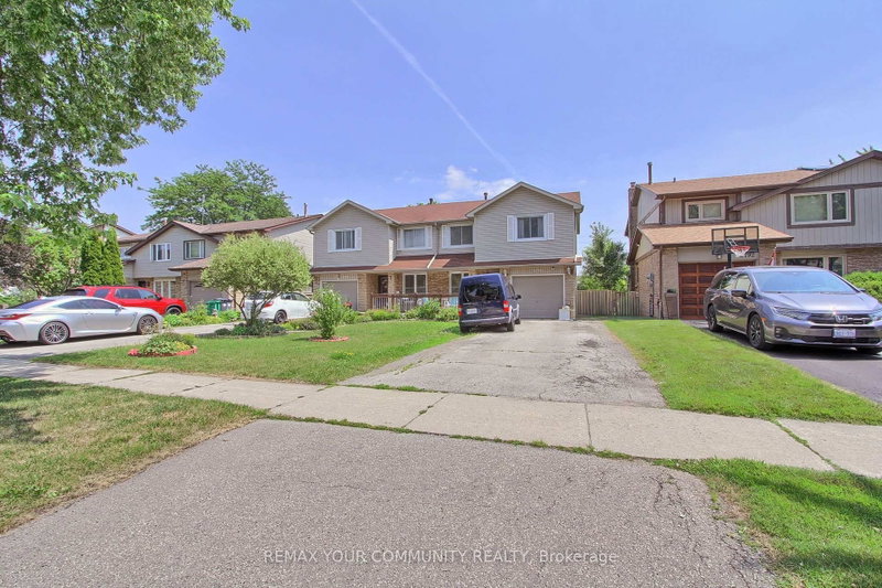 2788 Bucklepost Crescent