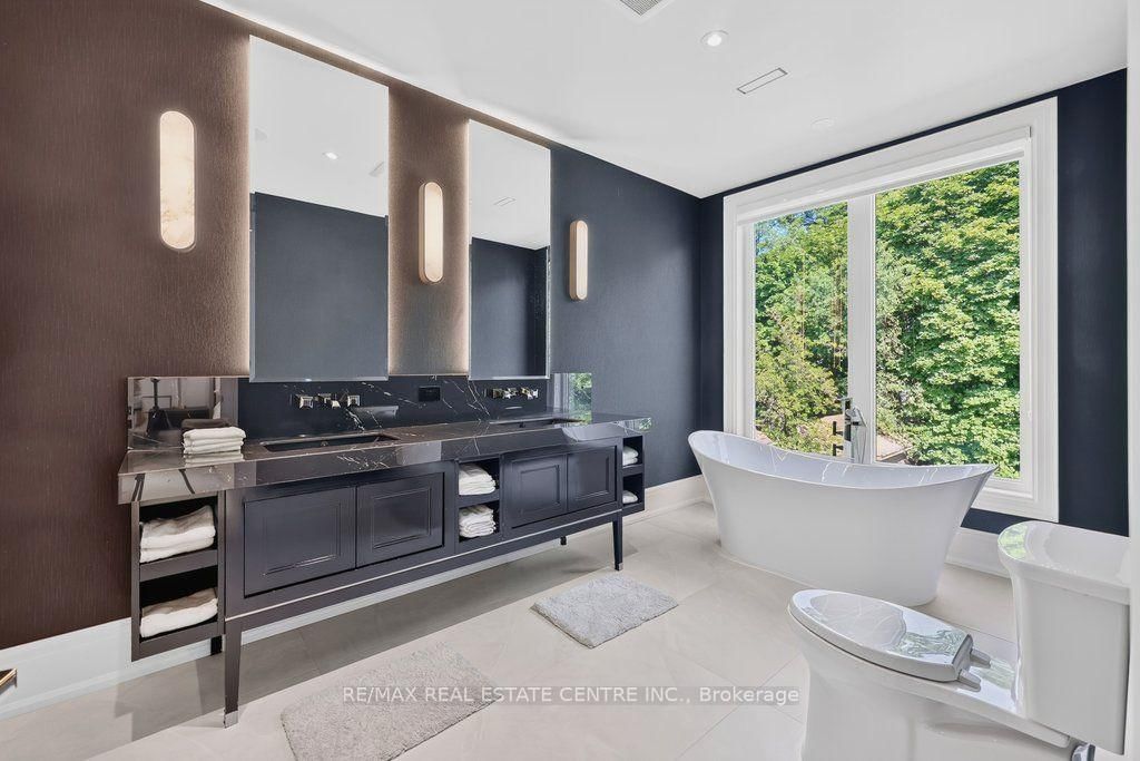 131 Mayfield Drive • Oakville, ON photo 20