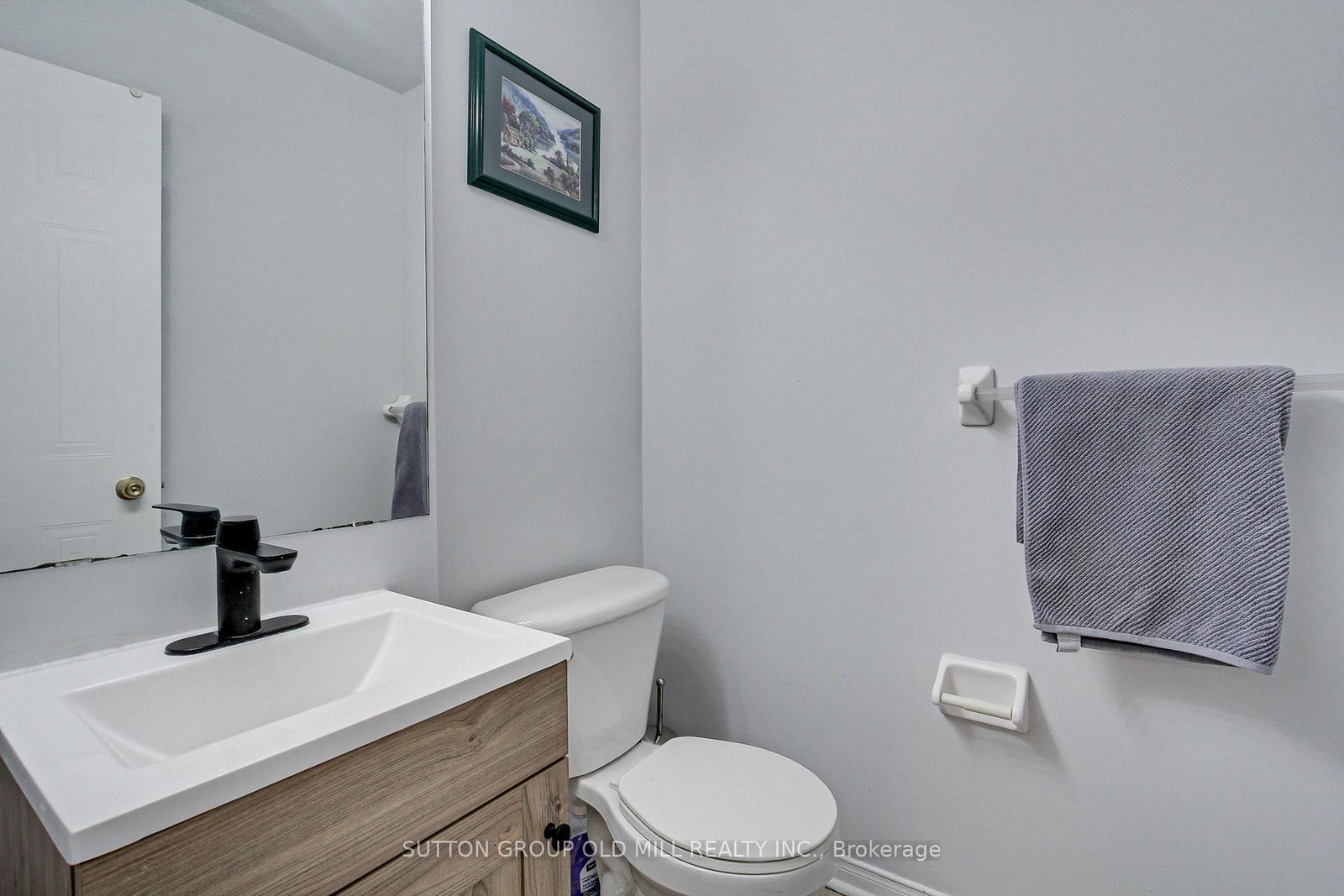 760 Lawrence Toronto,ON M6A 3E7 — Photo 15