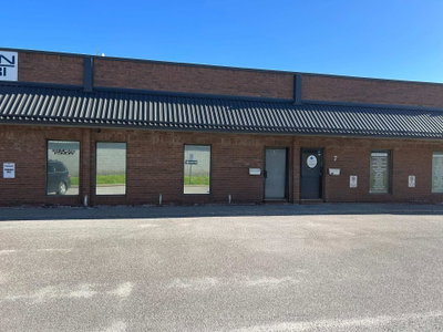 Industrial for sale at 8-55 Sinclair Avenue, Halton Hills, Ontario, L7G 4X4 - Georgetown - MLS: W13592274