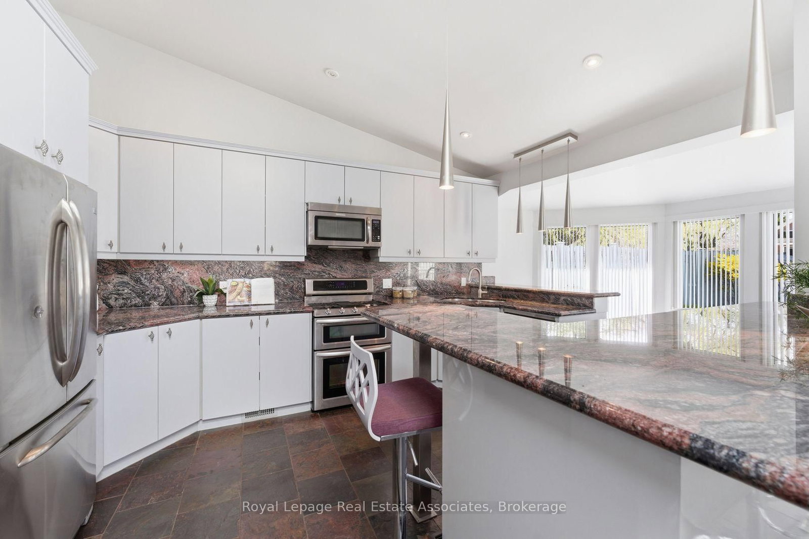 12 Wenonah Drive • Mississauga, ON photo 15