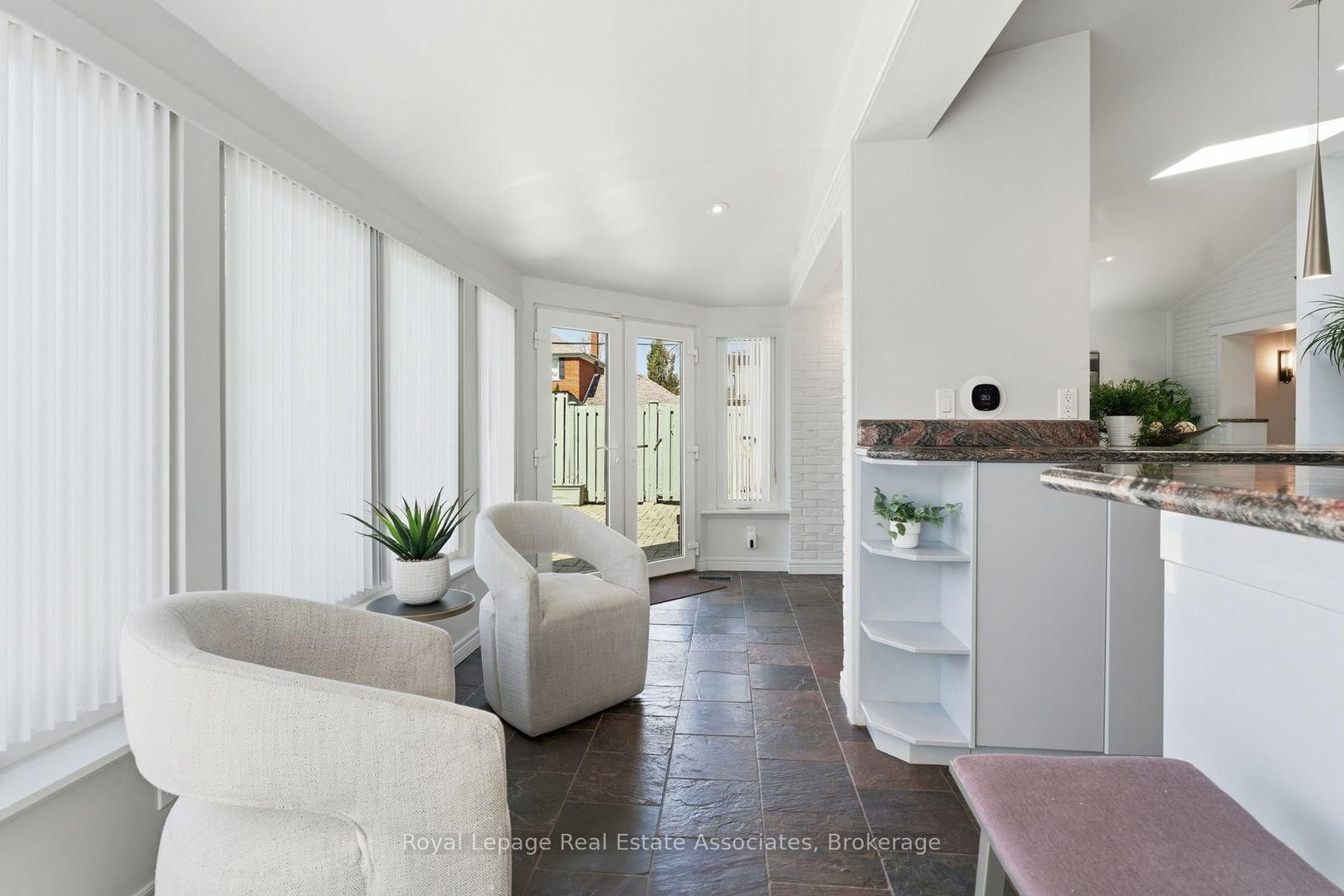 12 Wenonah Drive • Mississauga, ON photo 22