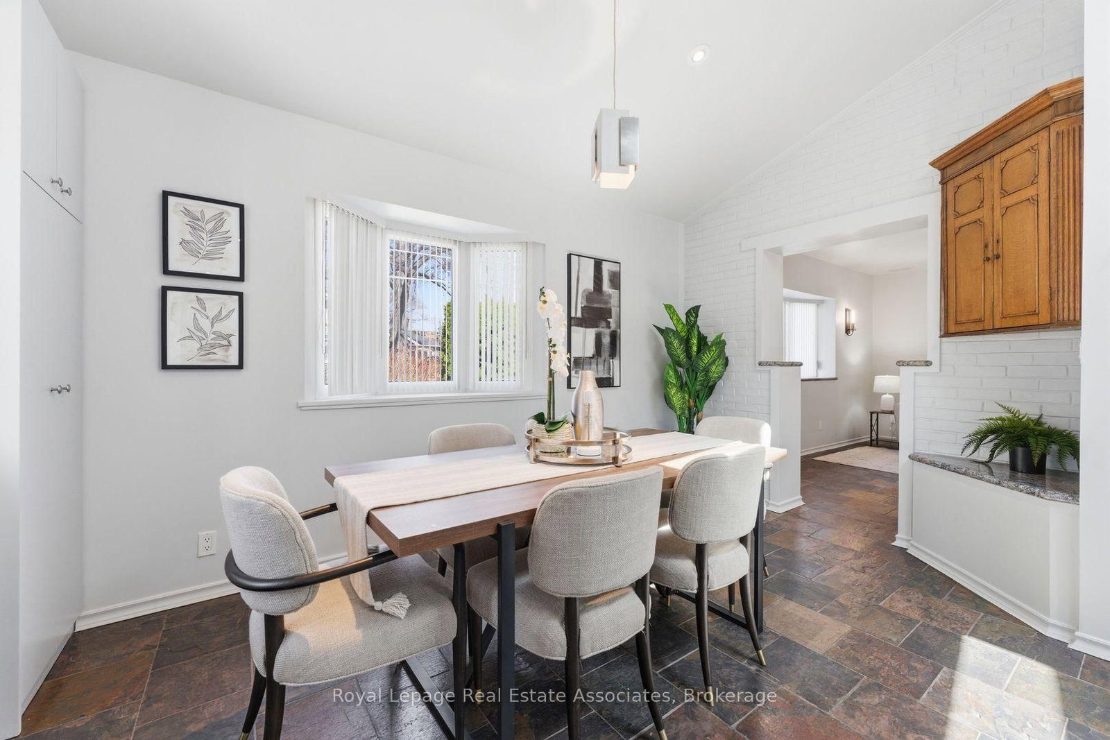 12 Wenonah Drive • Mississauga, ON photo 25
