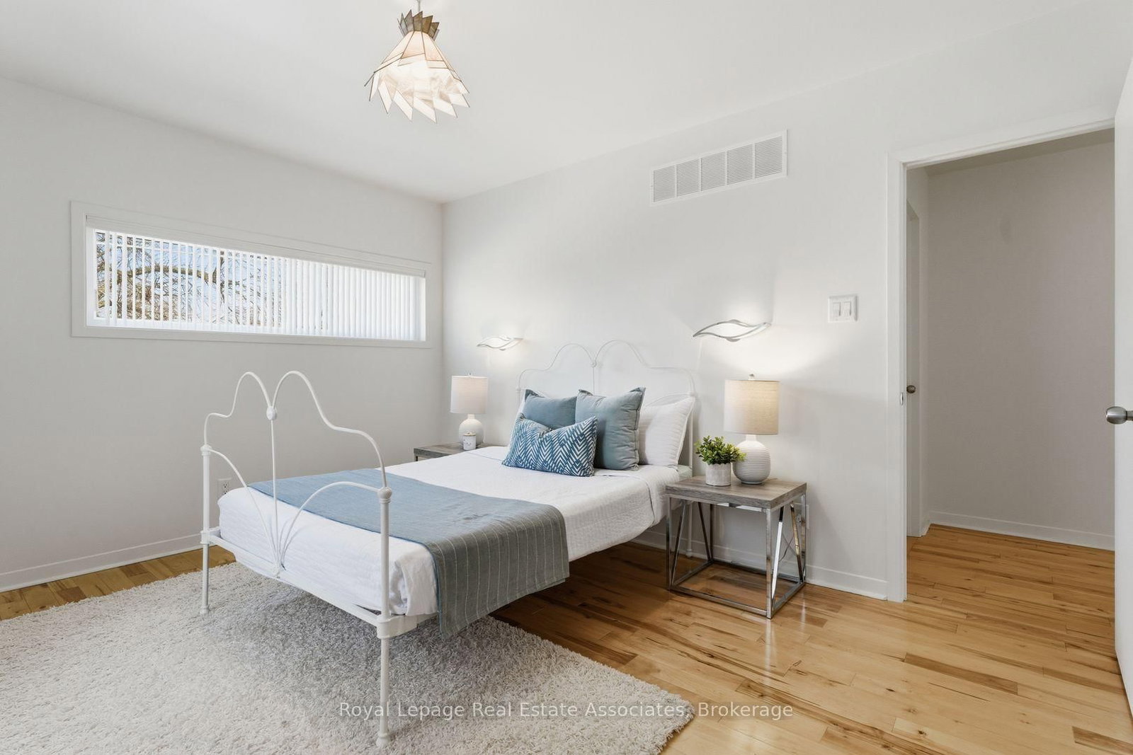 12 Wenonah Drive • Mississauga, ON photo 41
