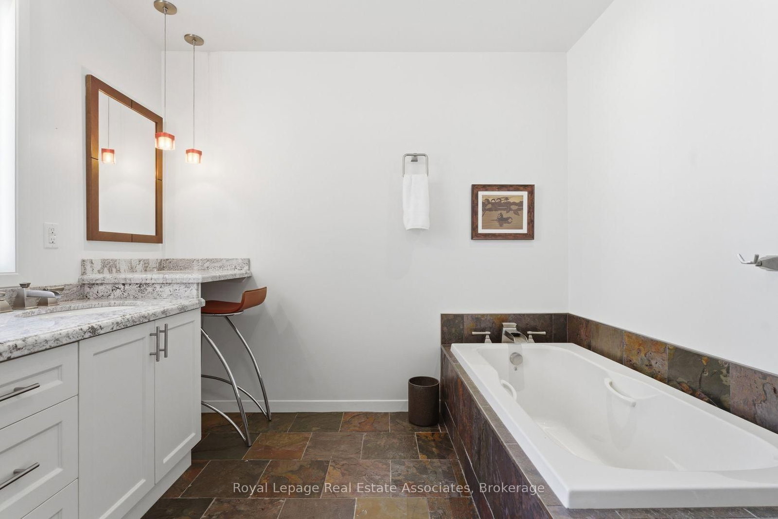12 Wenonah Drive • Mississauga, ON photo 44
