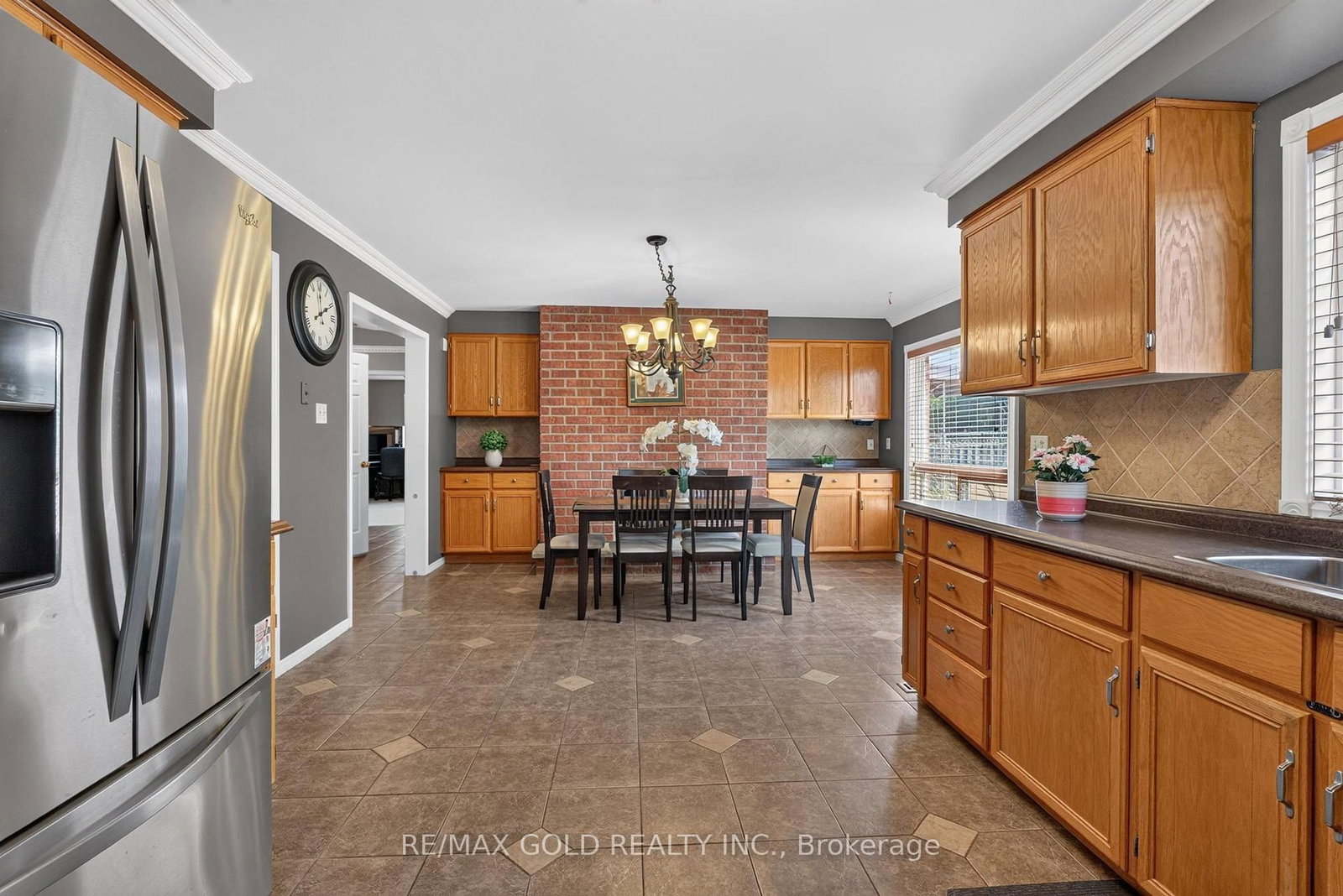40 Shadywood Road • Brampton, ON photo 10