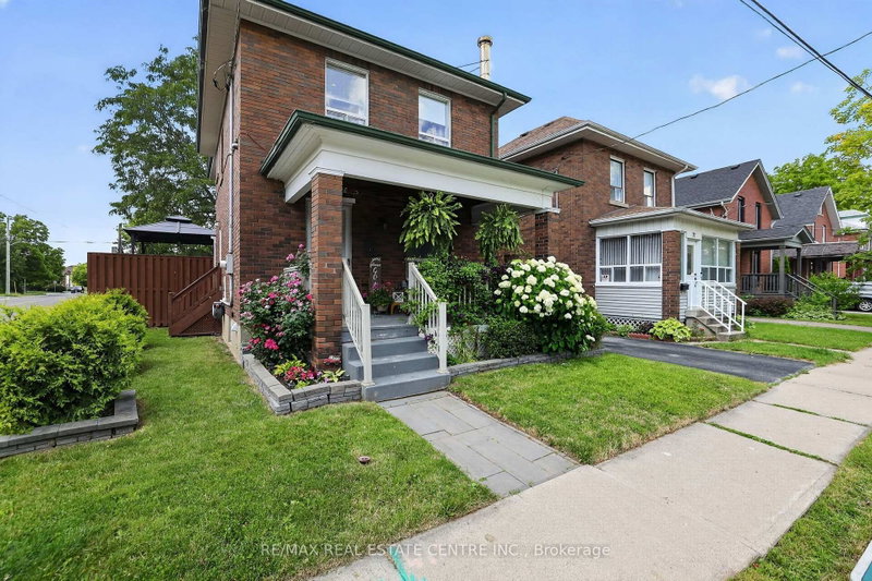 75 West Street W, Brampton