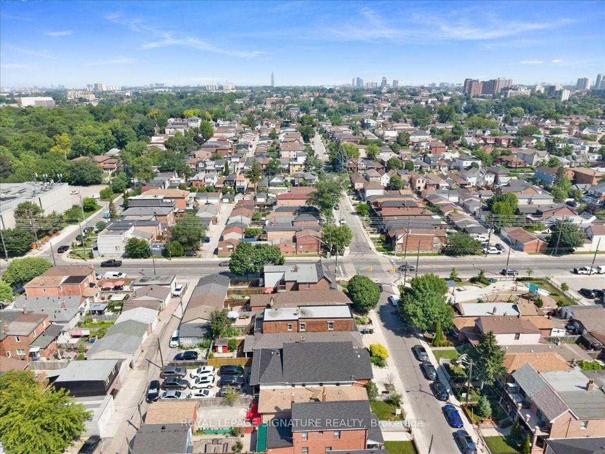 234 W Nairn Avenue • Toronto, ON photo 39