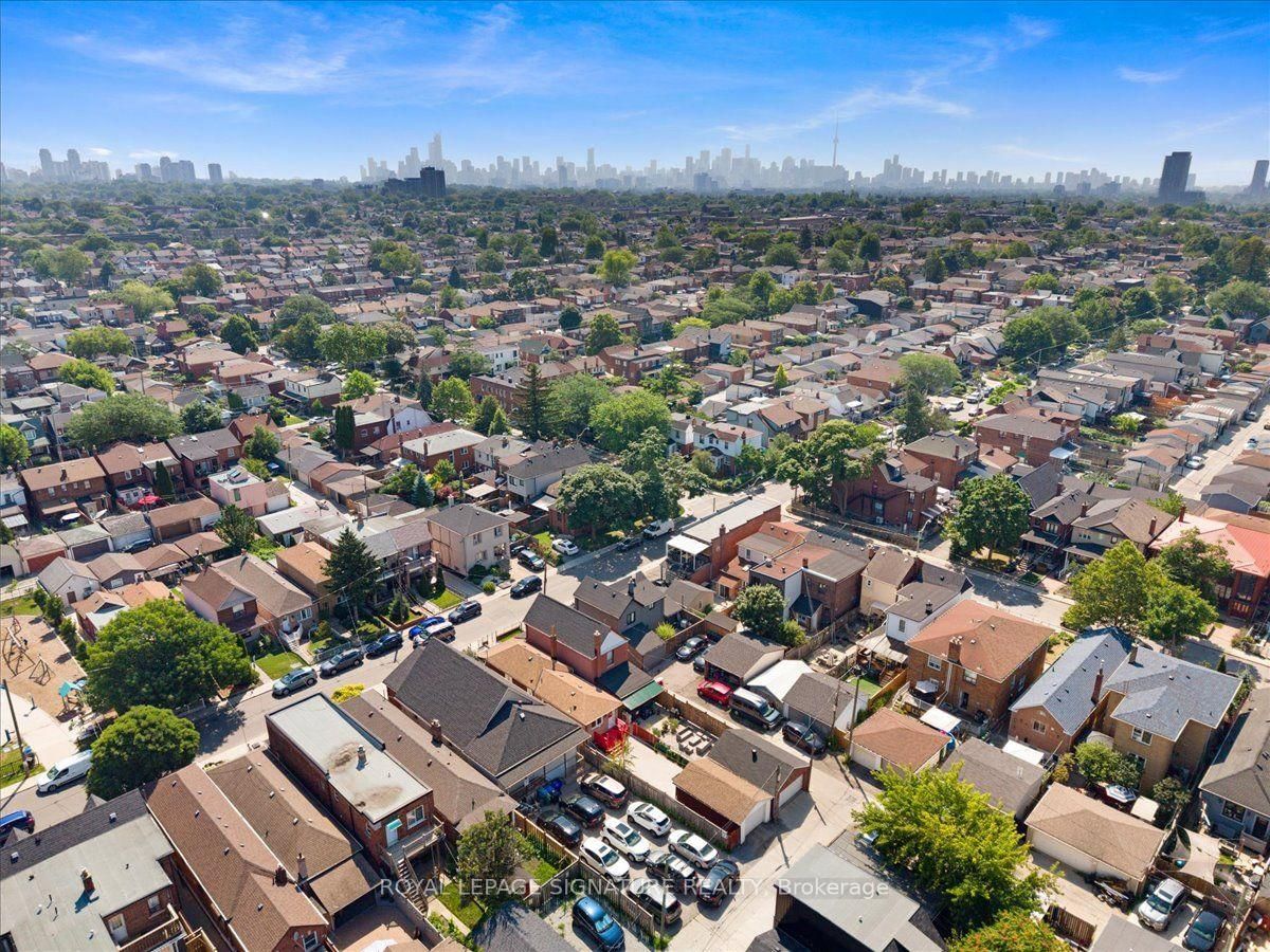 234 W Nairn Avenue • Toronto, ON photo 42