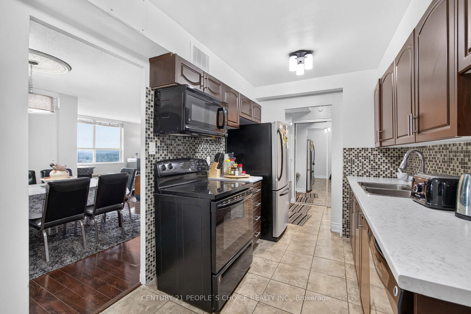 2825 Islington Avenue • #814 • Toronto, ON photo 19