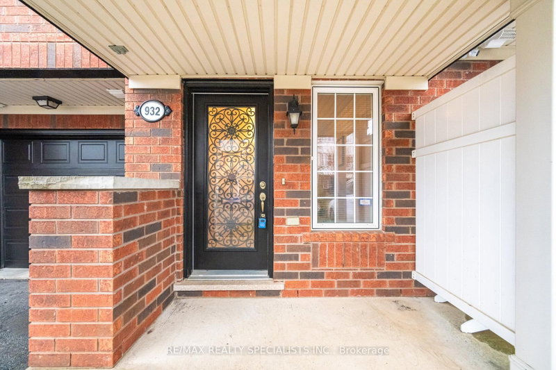 932 Sprague Place