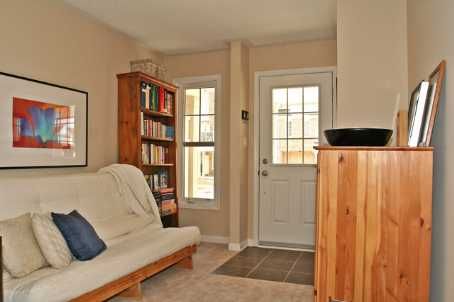 915 Deverell Pl, Milton, L9T0M3 | Image 2