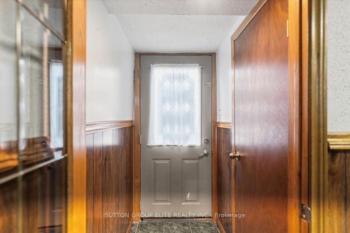 1060 Claredale Road • Mississauga, ON photo 39