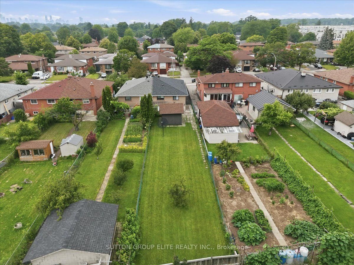 1060 Claredale Road • Mississauga, ON photo 43