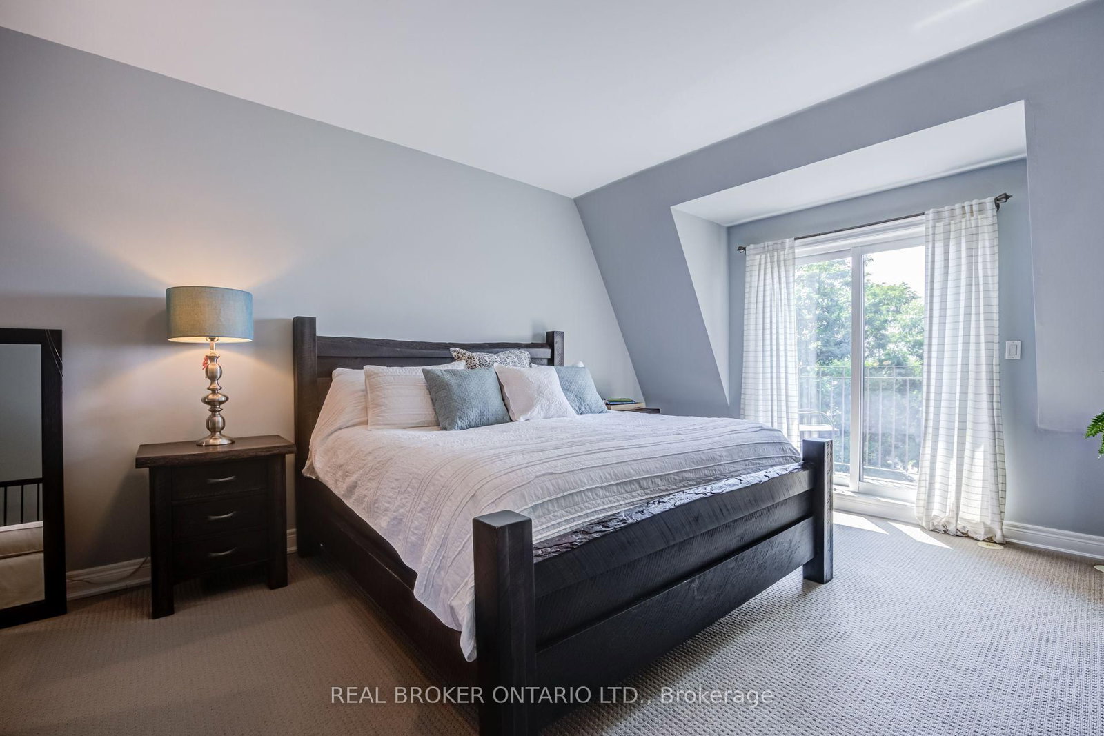 39 Ruby Lang Lane • Toronto, ON photo 14