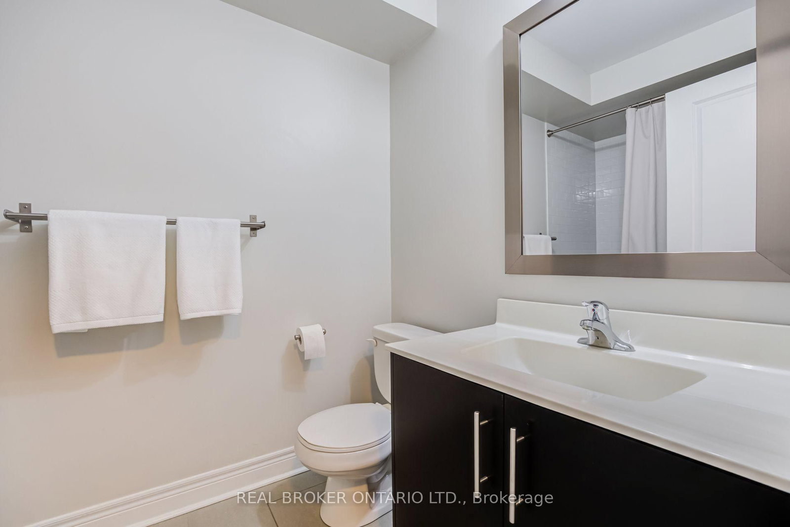 39 Ruby Lang Lane • Toronto, ON photo 24