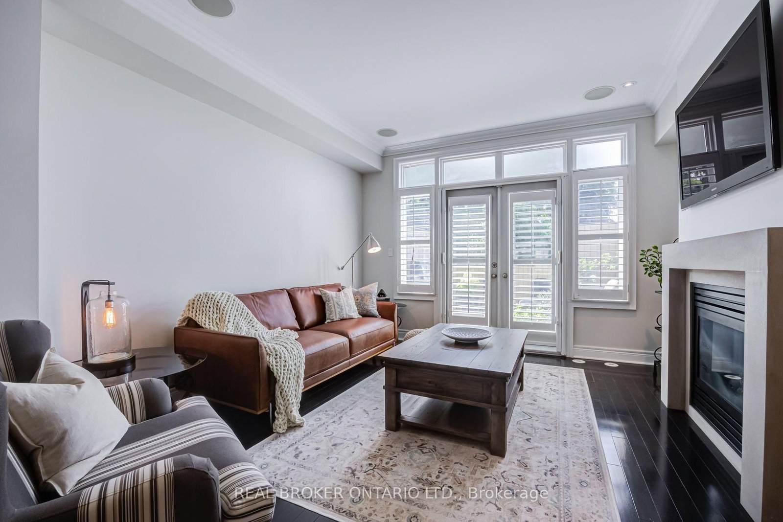 39 Ruby Lang Lane • Toronto, ON photo 3