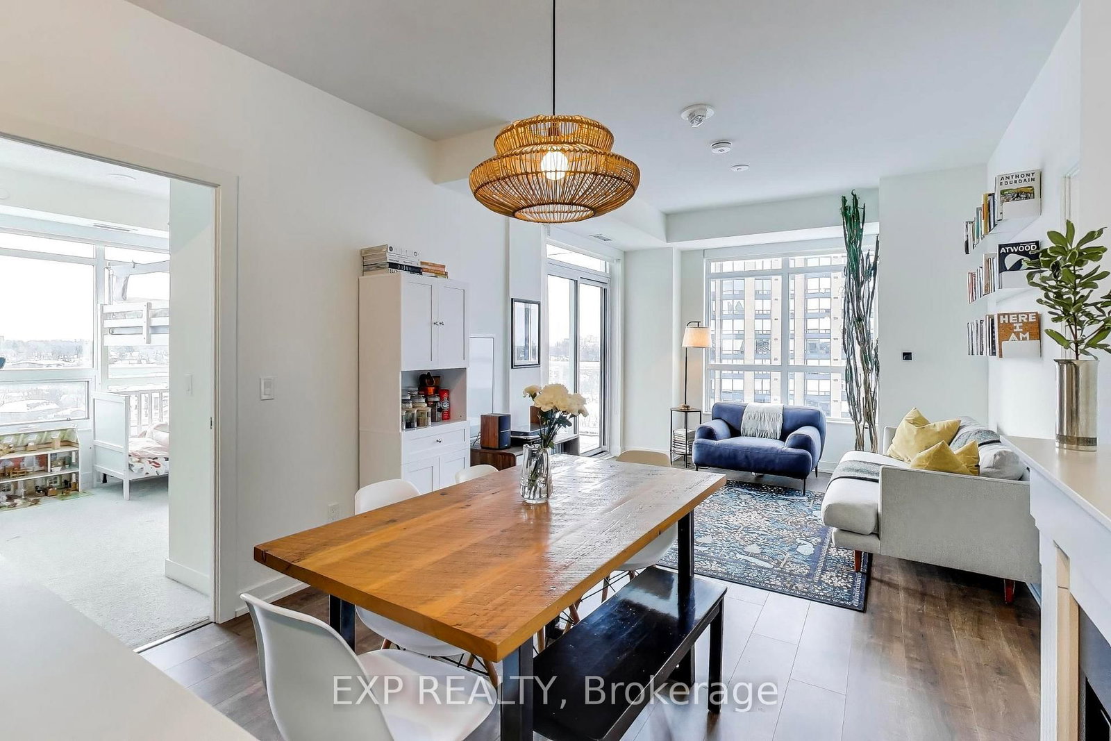 1106-10 Wilby Crescent, Toronto, ON