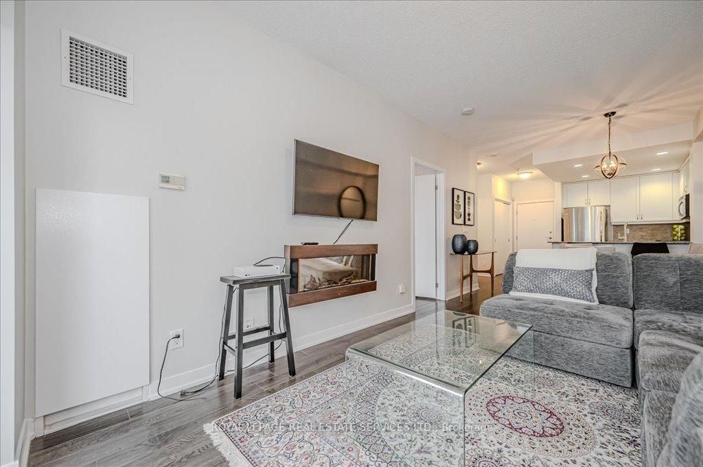 551 Maple Avenue • #615 • Burlington, ON photo 13