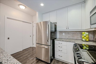 551 Maple Avenue • #615 • Burlington, ON photo 9