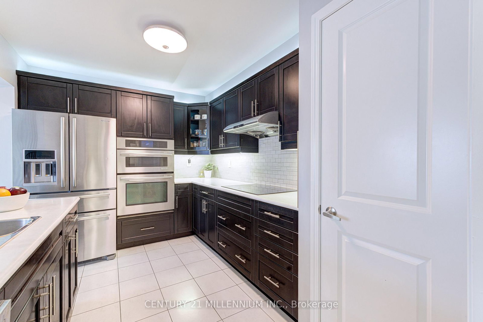 17 Reichert Court • Milton, ON photo 12