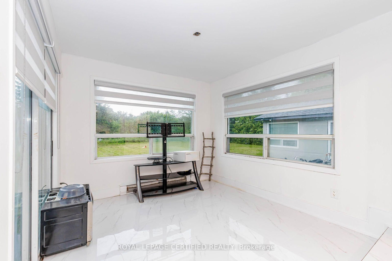9706 Guelph Line • Milton, ON photo 18