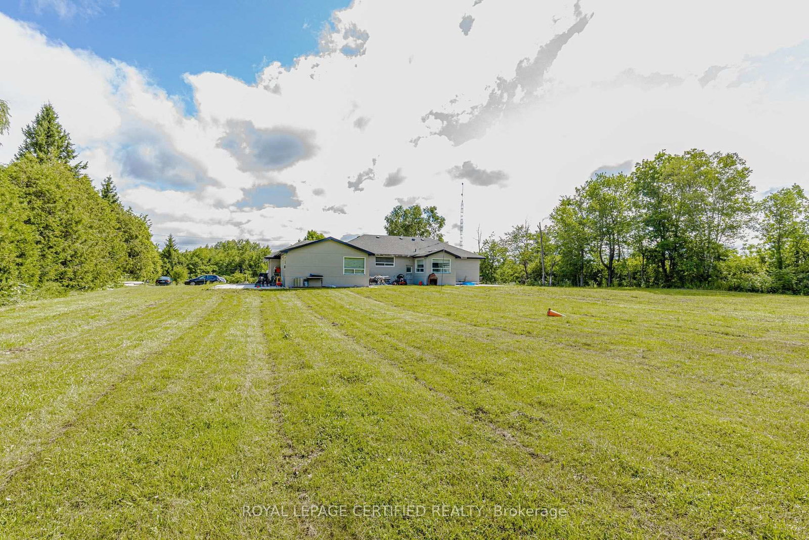 9706 Guelph Line • Milton, ON photo 40