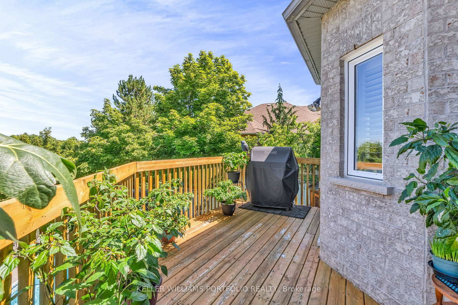 8 Vista View Court • Caledon, ON photo 10