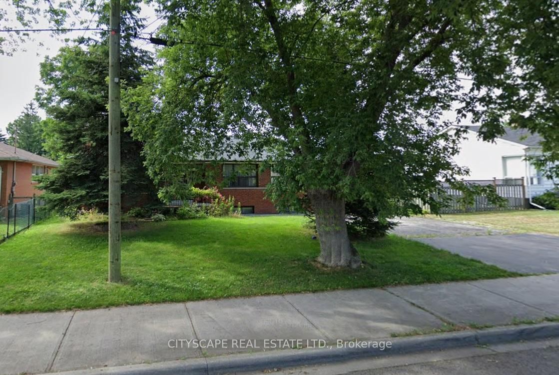 897 Eighth Street • Mississauga, ON photo 6