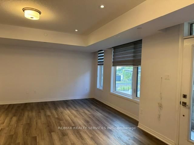 1 - 15 Fieldridge Crescent