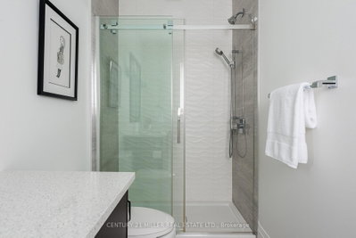 2458 Meadowood Oakville,ON L6L 1V6 — Photo 27