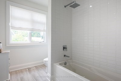 2458 Meadowood Oakville,ON L6L 1V6 — Photo 31