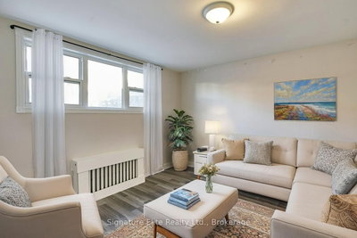 Semi-Detached House leased at 102-112 Alder Crescent, Toronto, Ontario, M8V 2H8 - Long Branch - MLS: W13593266
