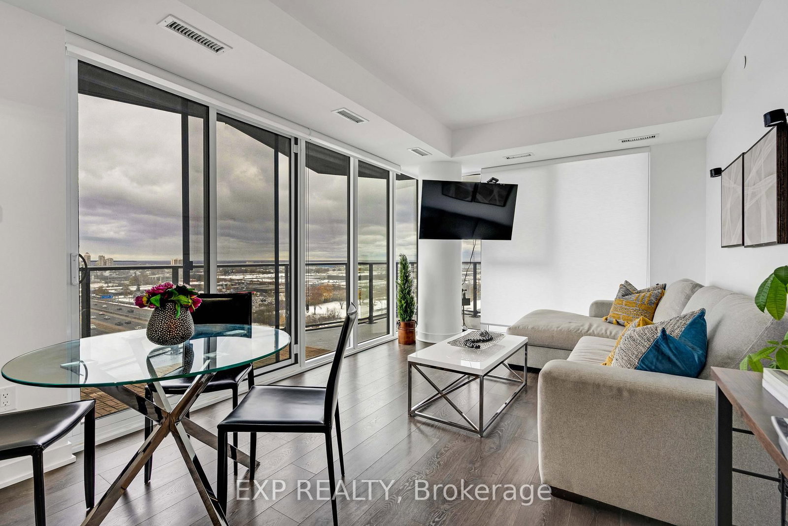 36 Zorra Street • #1108 • Toronto, ON photo 5