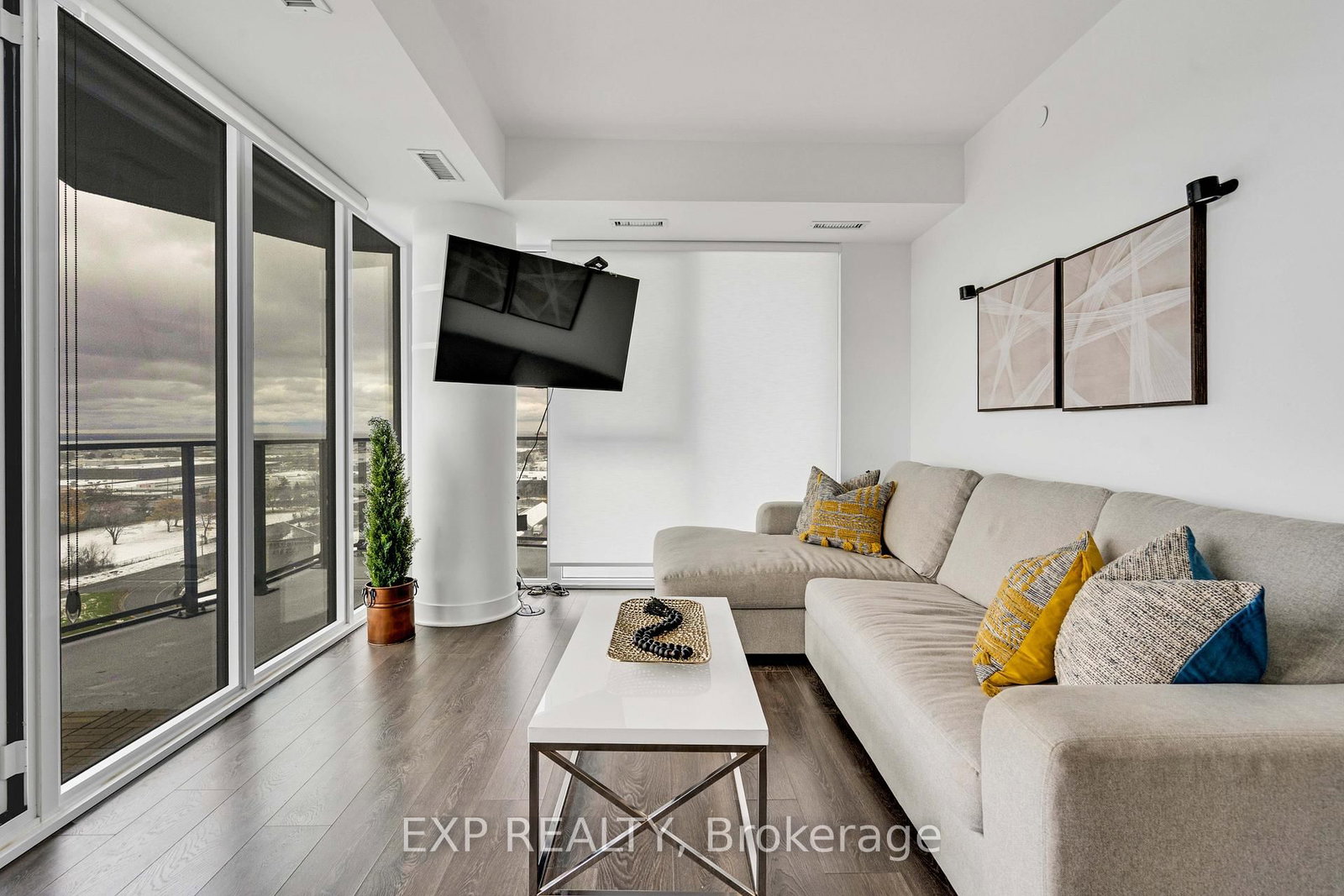 36 Zorra Street • #1108 • Toronto, ON photo 6
