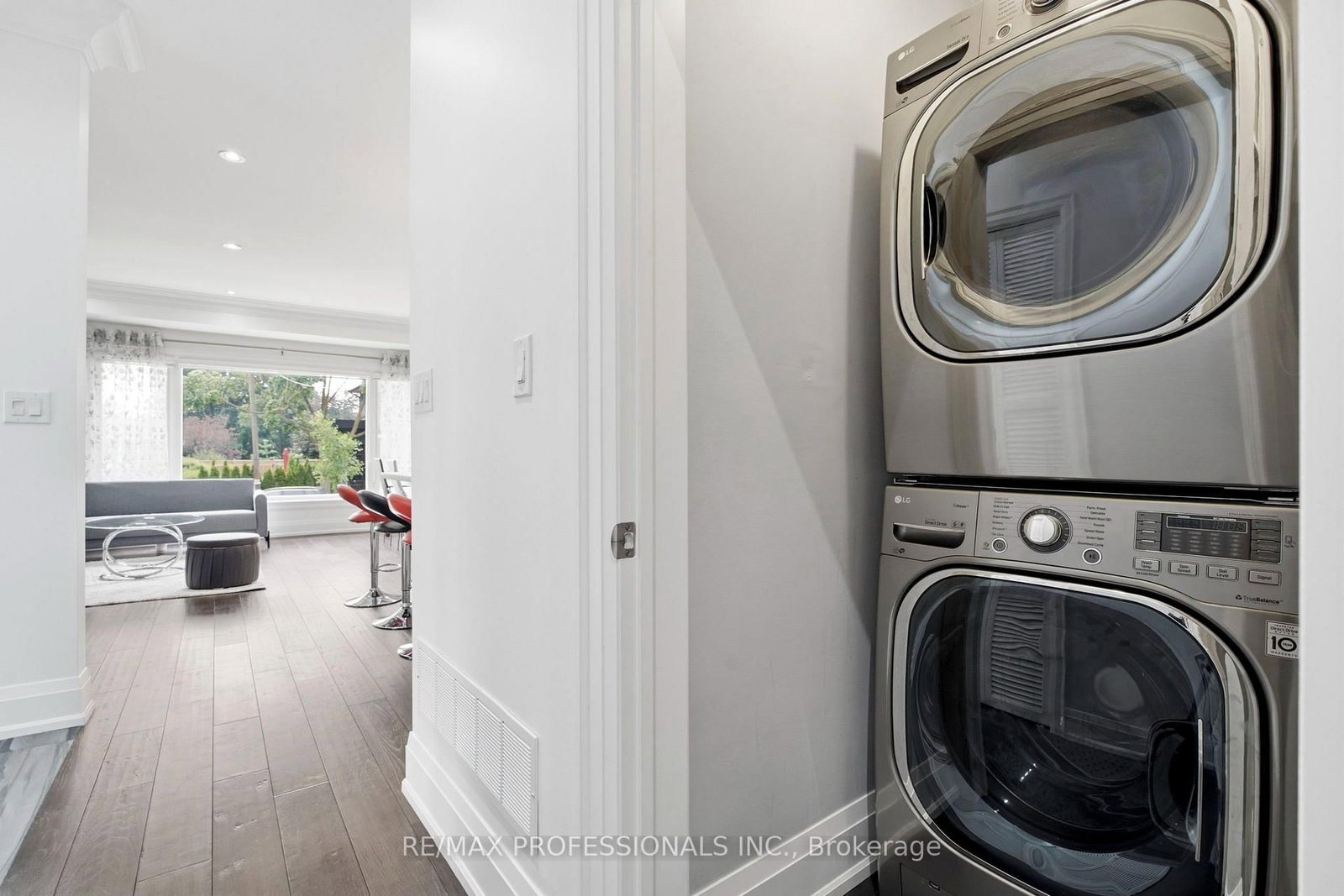 77 Cronin Drive • Toronto, ON photo 12