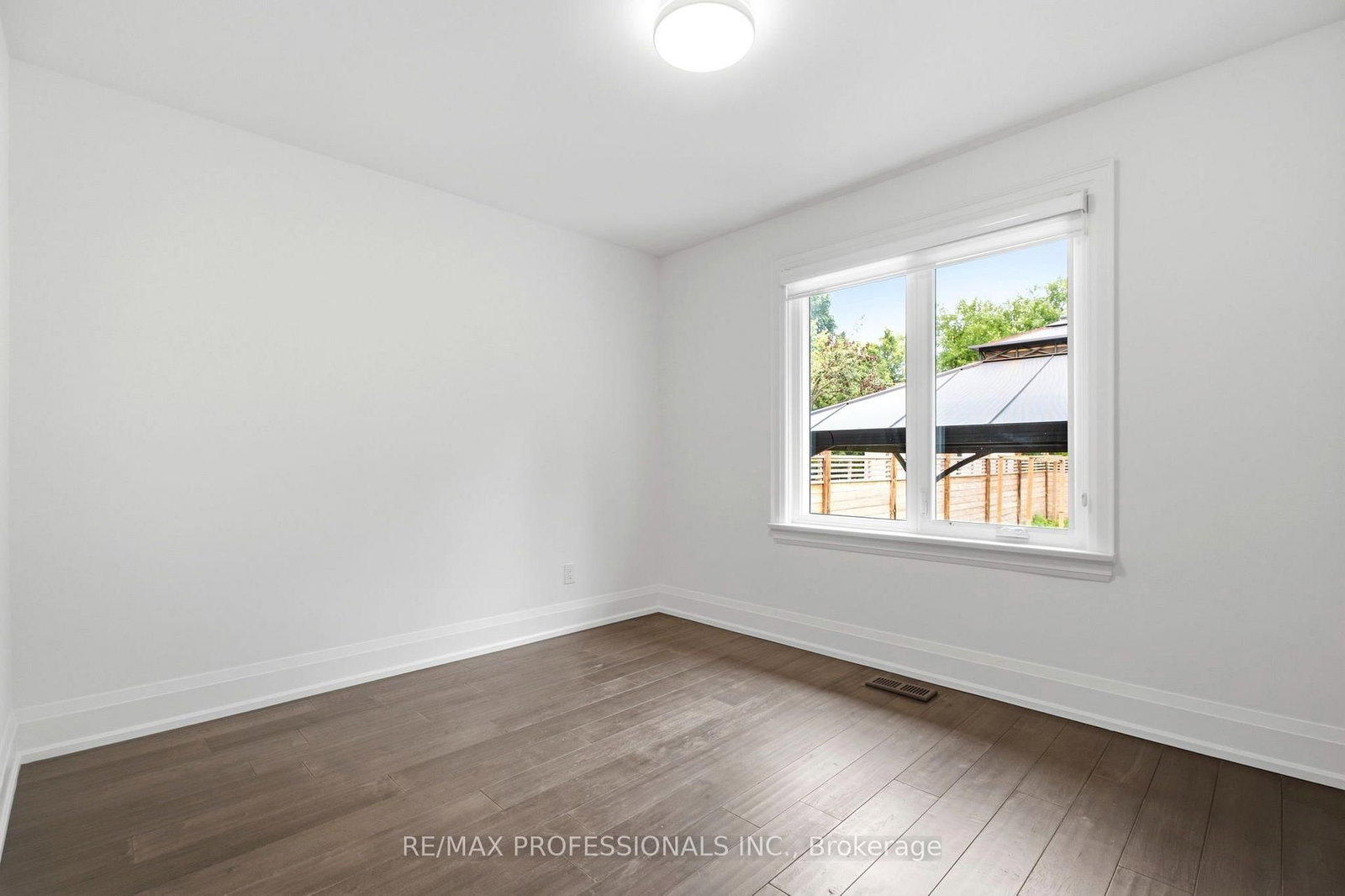 77 Cronin Drive • Toronto, ON photo 16