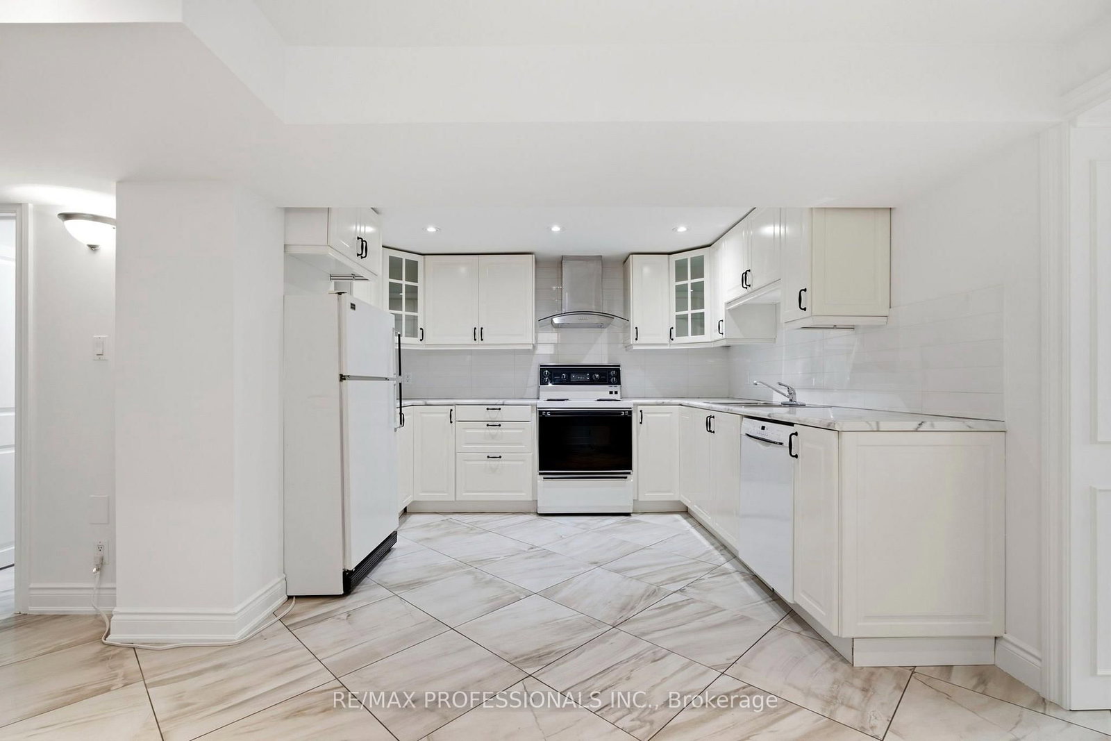 77 Cronin Drive • Toronto, ON photo 24