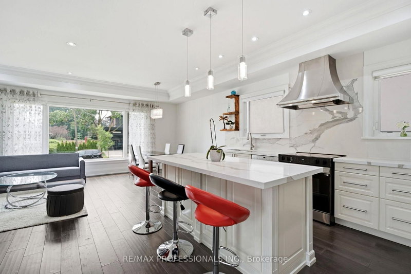 77 Cronin Drive