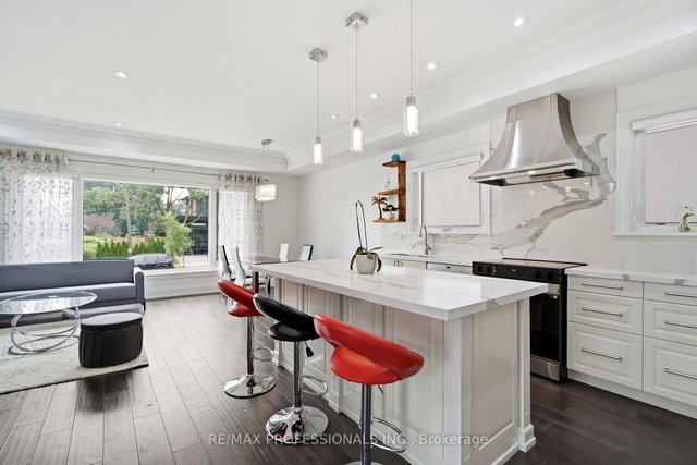77 Cronin Drive