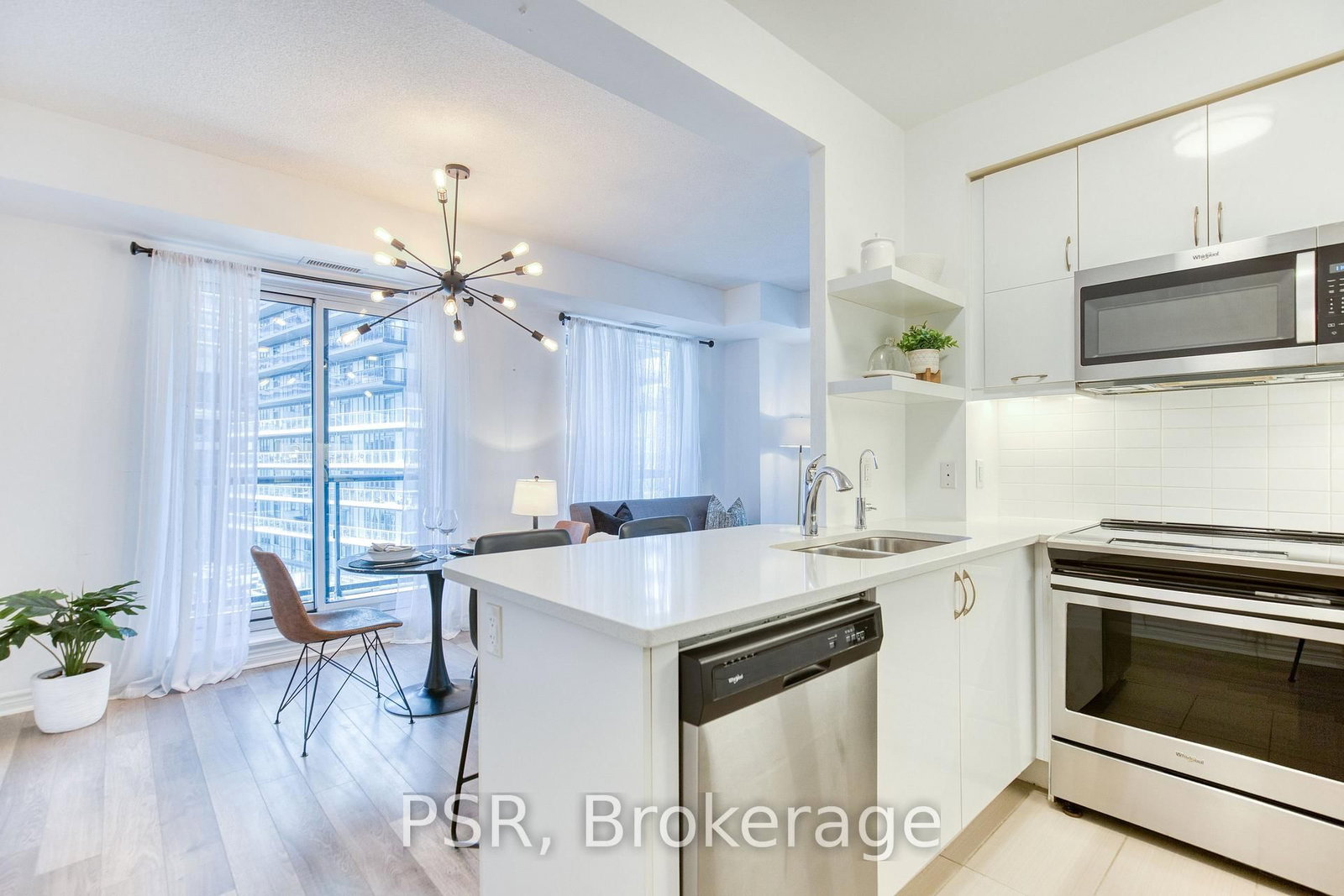 905-39 Annie Craig Avenue, Toronto, ON, photo 3
