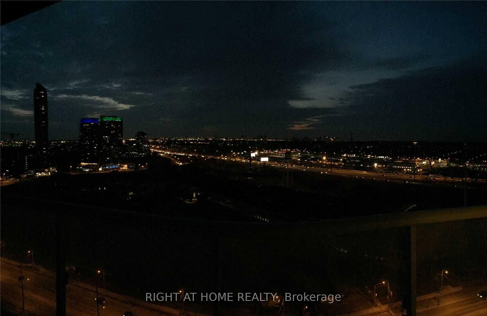 56 Annie Craig Toronto,ON M8V 0C8 — Photo 13