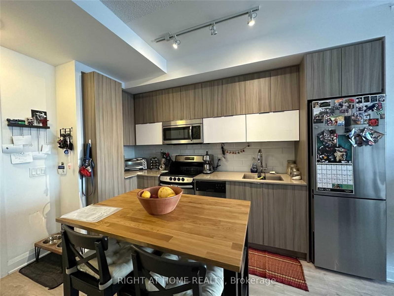 1806 - 56 Annie Craig Drive