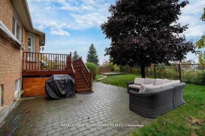 63 Rolling Hills Lane • Caledon, ON photo 9