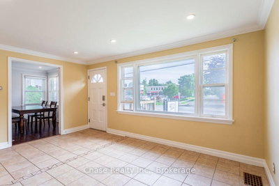 402 Guelph Line — photo 2